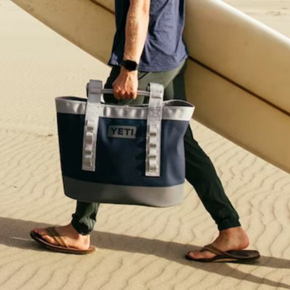 YETI Camino 35 Carryall with Internal Dividers, Boat and Beach Tote Bag - Picture 4 of 8